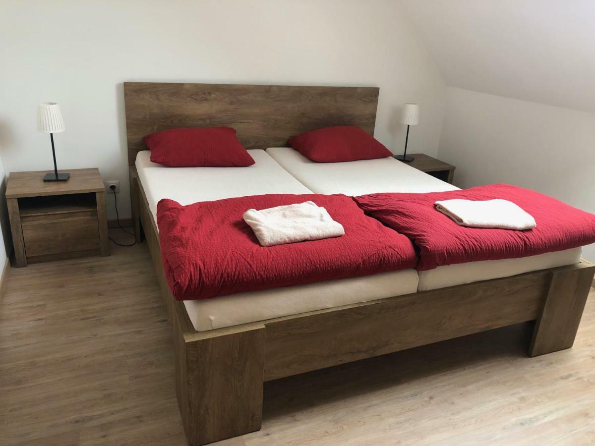 U Vinarstvi Hotell Mutěnice Eksteriør bilde