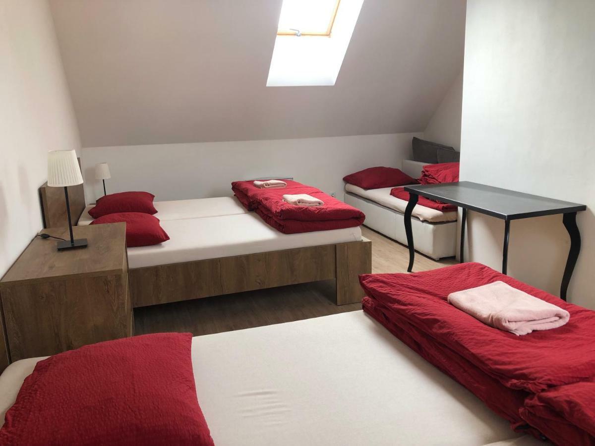U Vinarstvi Hotell Mutěnice Eksteriør bilde